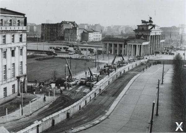 Возведение Берлинской стены. 1961 год