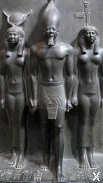 Статуя фараона Менкаура