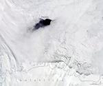 Таинственная дыра продолжает открываться в центре Антарктиды, приводя экспертов в замешательство
