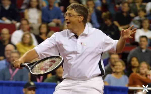 Билл Гейтс на теннисном корте