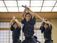 Почему рыцари не совершали харакири: что стоит за японским культом смерти