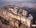 Тайны эпических шедевров древней архитектуры: самые загадочные и неприступные цитадели Индии