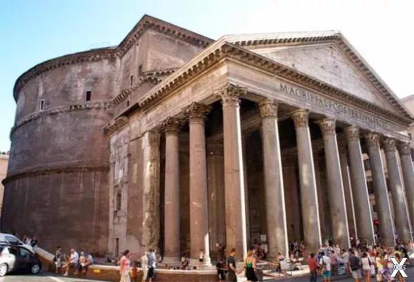 Пантеон, древнее здание Рима, популяр...