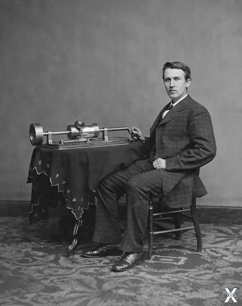 Томас Эдисон и его ранний фонограф