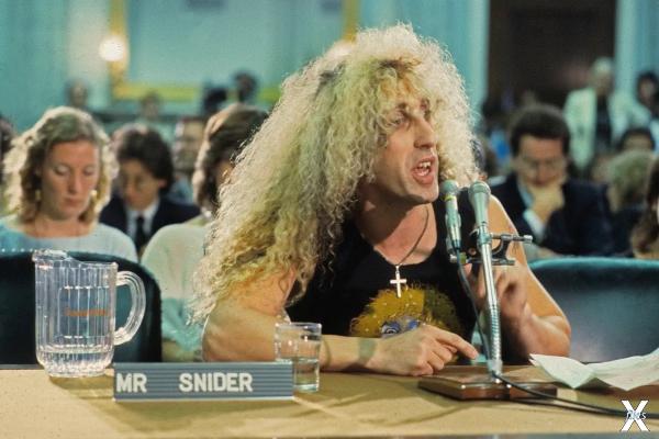 Ди Снайдер из группы Twisted Sister о...