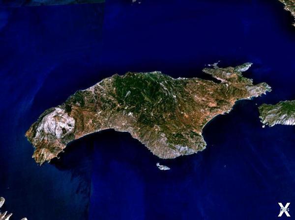 Остров Самос находится в восточной ча...