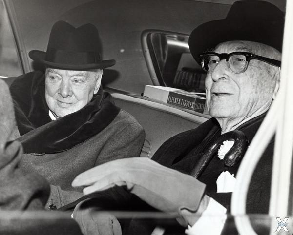 Уинстон Черчиль и Бернард Барух. 1961...