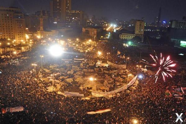 Торжества на площади Тахрир после зая...