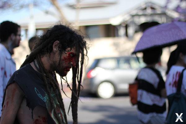 Ежегодный брисбенский парад зомби