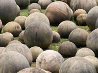 Каменные шары: Мячики великанов
