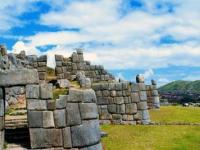 Какие тайны хранят стены Саксайуамана в Перу?