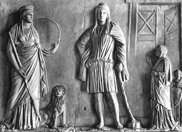 Мать богов Кибела (слева). Ее изображ...
