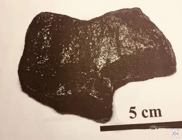 Фрагмент метеорита, найденный в Арген...