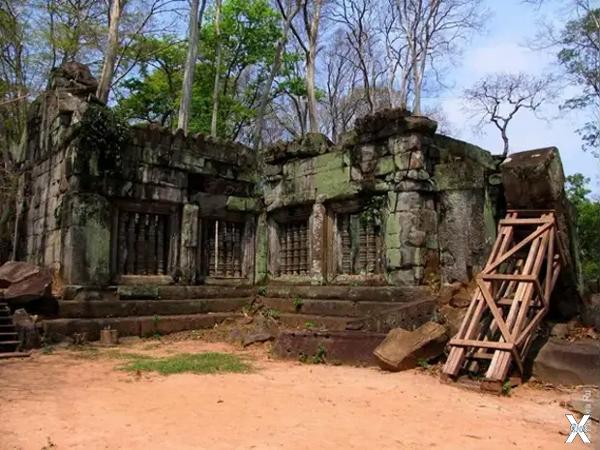 Прообразы галерей в комплексе Ангкор-Ват