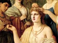 Красота в древности требует жертв...