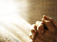 Сила молитвы: зачем и как правильно молиться