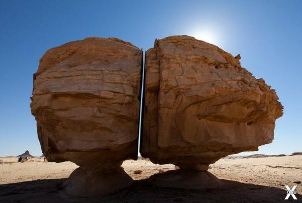 Камень Аль Наслаа