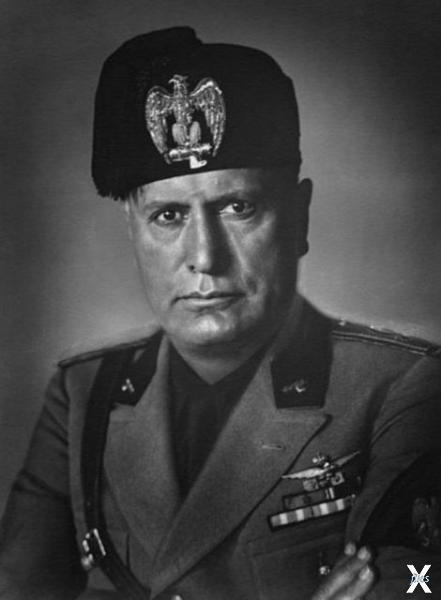 Бенито Муссолини, 1930 год