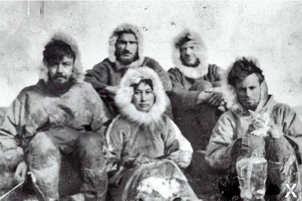 Участники экспедиции слева направо: К...