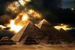 Почему на рисунках до XVIII века нет египетских пирамид?