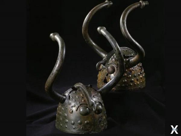 Рогатые бронзовые шлемы из датского В...