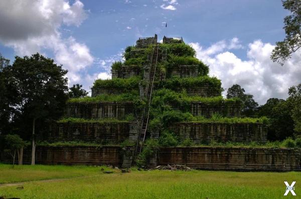 Камбоджийская пирамида, созданная по ...