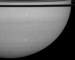 На Сатурне зафиксировали самую затяжную грозу