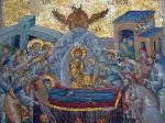 Кто этот новорожденный младенец, которого Иисус Христос держит на руках на этой уникальной православной мозаике