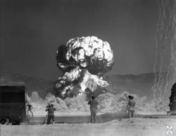 Испытание первой атомной бомбы