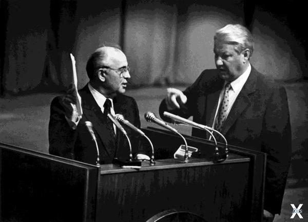 Горбачев и Ельцин были конкурентами в...