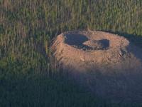Почему кратер в Сибири фонит радиацией? Власти не дают провести раскопки