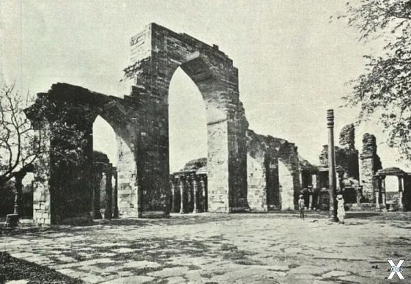 Кутубова колонна в 1905 году