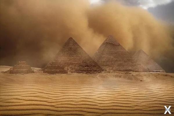 Множество пирамид скрыто в песке - почему их не раскапывают?