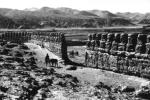 Всё, что осталось от дворца белых богов в Тибете: немцы сфотографировали руины сооружения гиперборейцев?