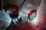 Тайны подземного мира Москвы: диггеры сталкиваются с историческими аномалиями в подземельях