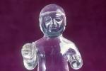 Артефакт запретной археологии: фигурка космонавта из хрусталя, созданная 4 тысячи лет назад