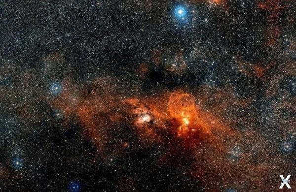 Туманность NGC 3603. Область активног...