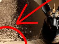 Загадка саркофага: что искали немцы в древней пирамиде