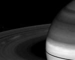 Опубликованы фотографии облаков над кольцами Сатурна