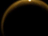 Астрономы сфотографировали блики озер на Титане