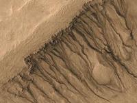 Каналы на Марсе могли образоваться под действием лавы