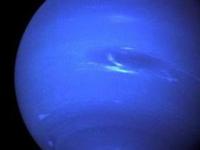 Белое пятно на Нептуне оказалось штормом