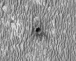 Зонд MRO сфотографировал марсоход Opportunity