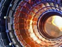 В БАК побит рекорд энергии столкновения протонов