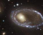 Астрономы нашли способные поглощать друг друга галактики