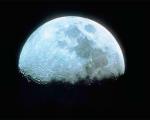 Луна оказалась "моложе", чем думали ученые