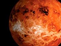 Астрономы обнаружили на Венере полярные сияния