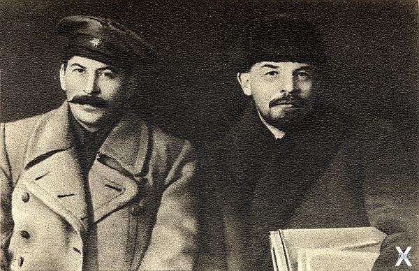 Иосиф Сталин и Владимир Ленин