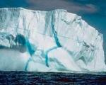 От ледника в Антарктике откололся айсберг размером с Москву