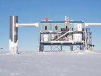 Нейтринный телескоп на Южном полюсе собрал первые данные